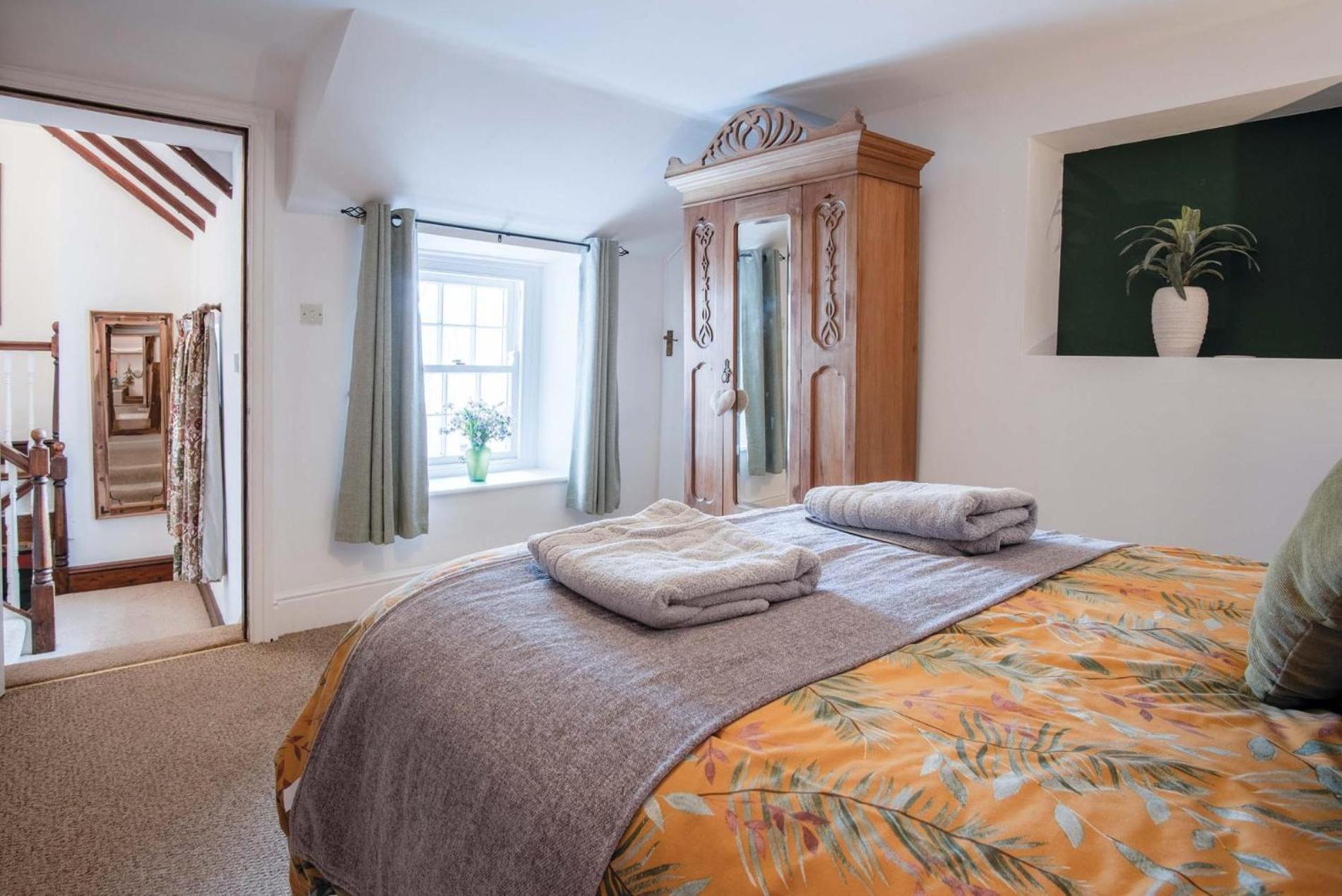 Hall House - 3 Bedroom Cottage - Saint Florence Eksteriør billede